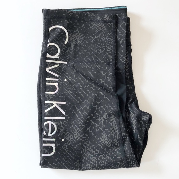 Calvin Klein Pants - Calvin Klein • Reptile Performance Crop Legging